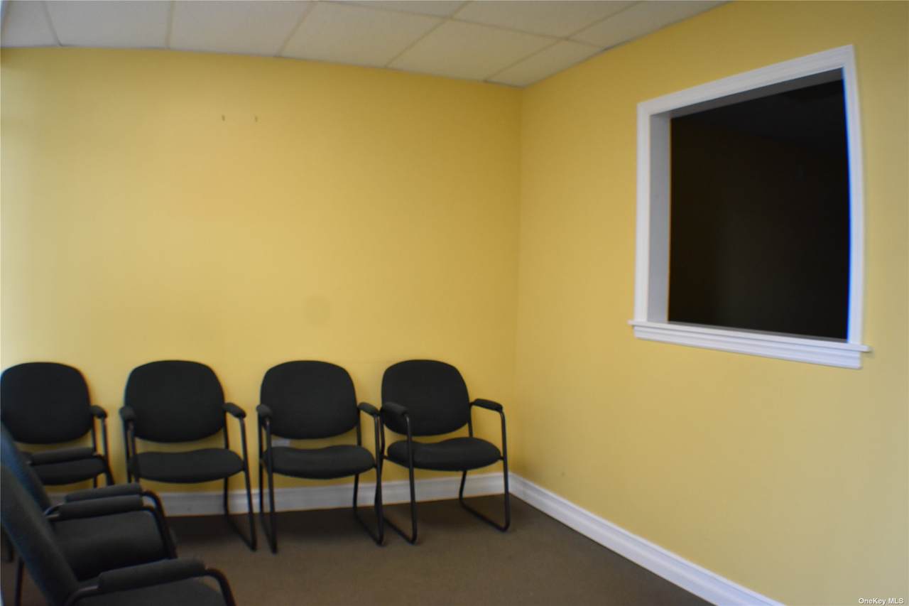 170 Main St - Photo 1