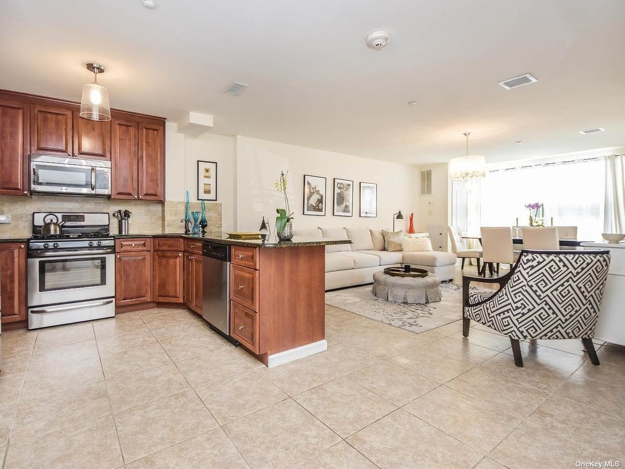 200 Carney Street - Photo 1