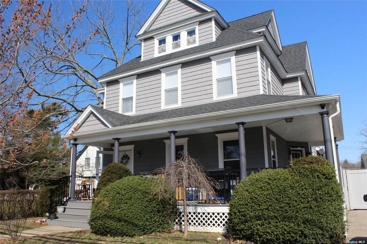 231 Conklin Street - Photo 1