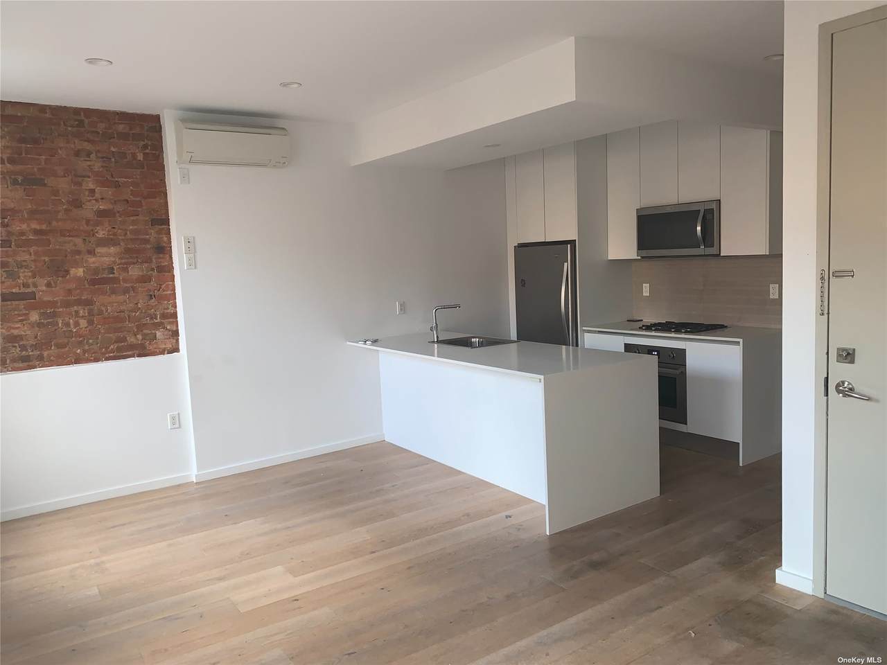 43 Halsey Street - Photo 1
