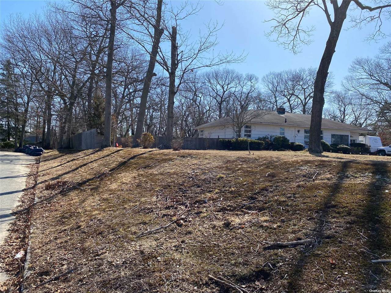 103 Hallock Road - Photo 1