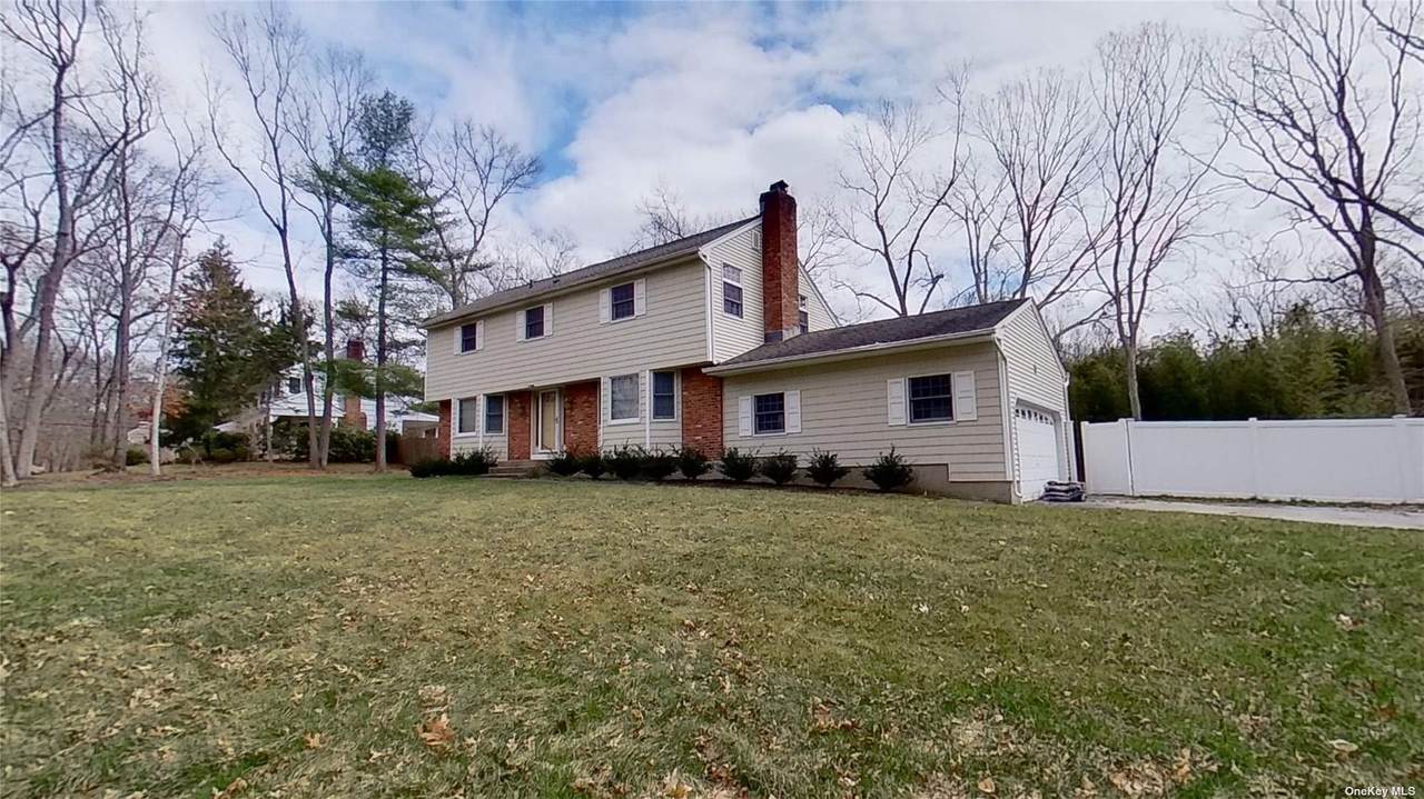 22 University Drive - Photo 1