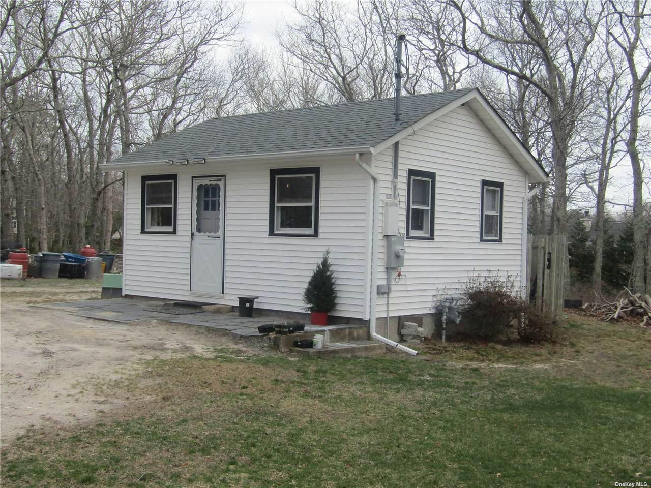 47 Old Riverhead Road - Photo 1