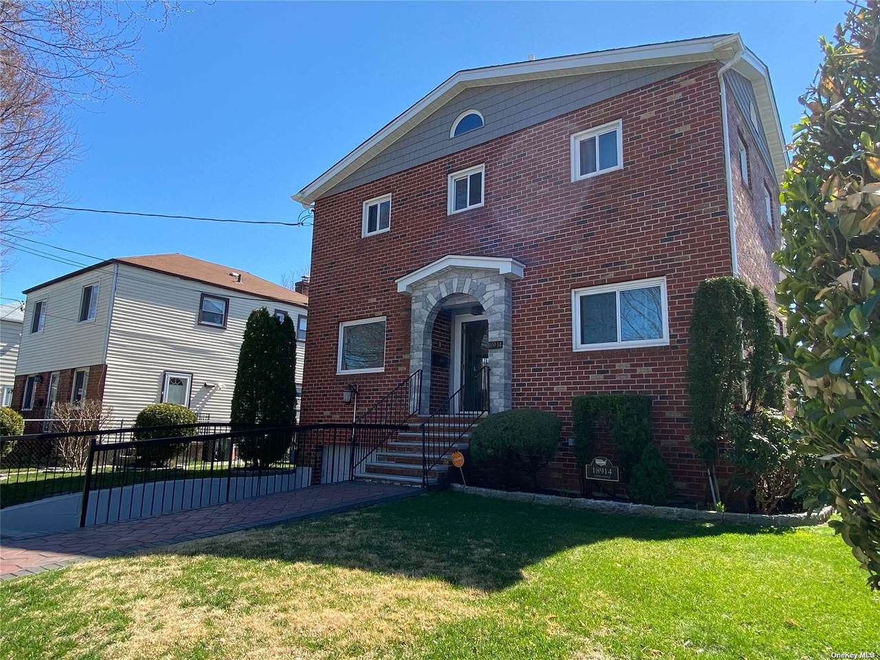 189-14 120th Avenue - Photo 1
