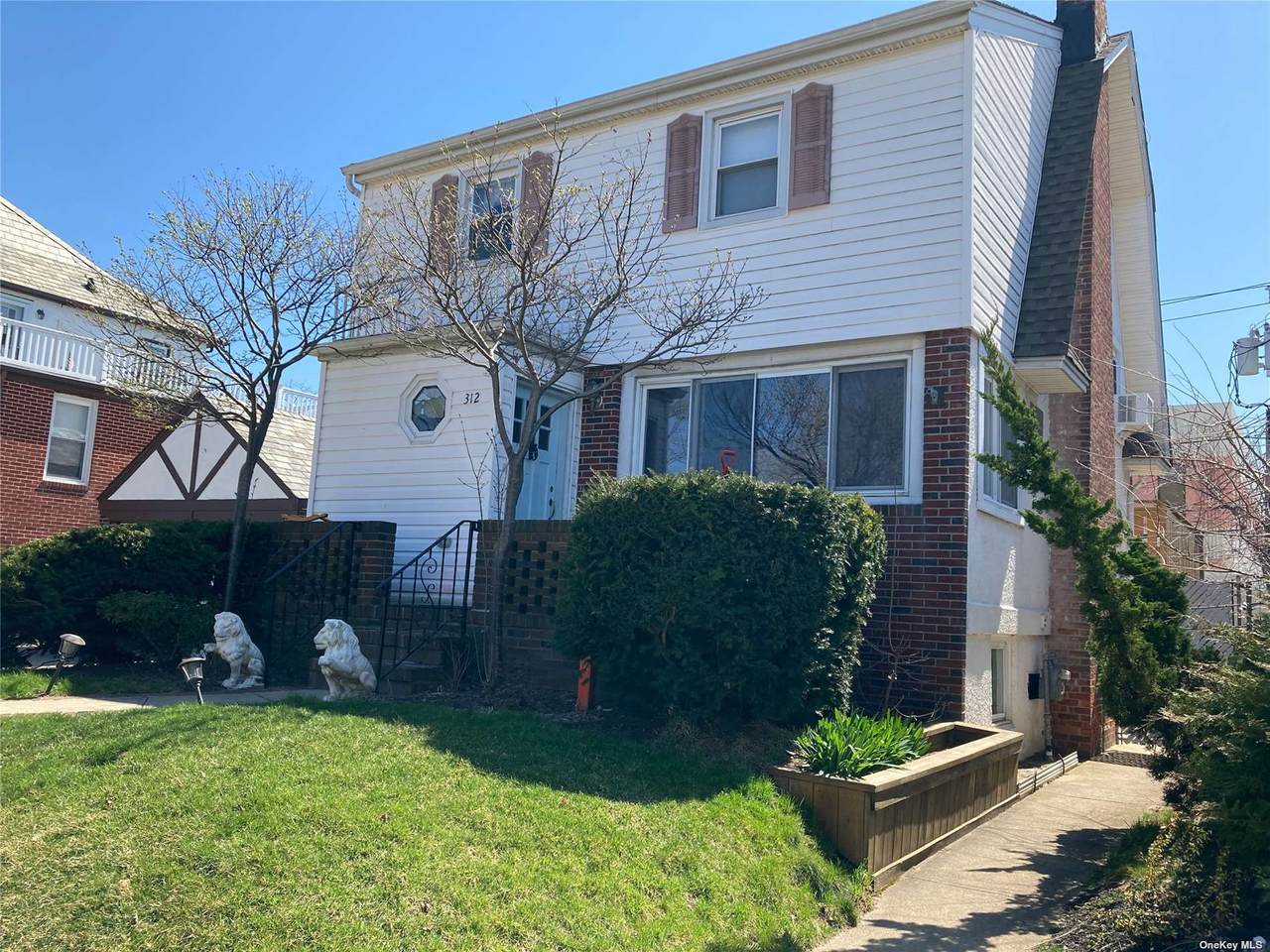 312 Chester Street - Photo 1