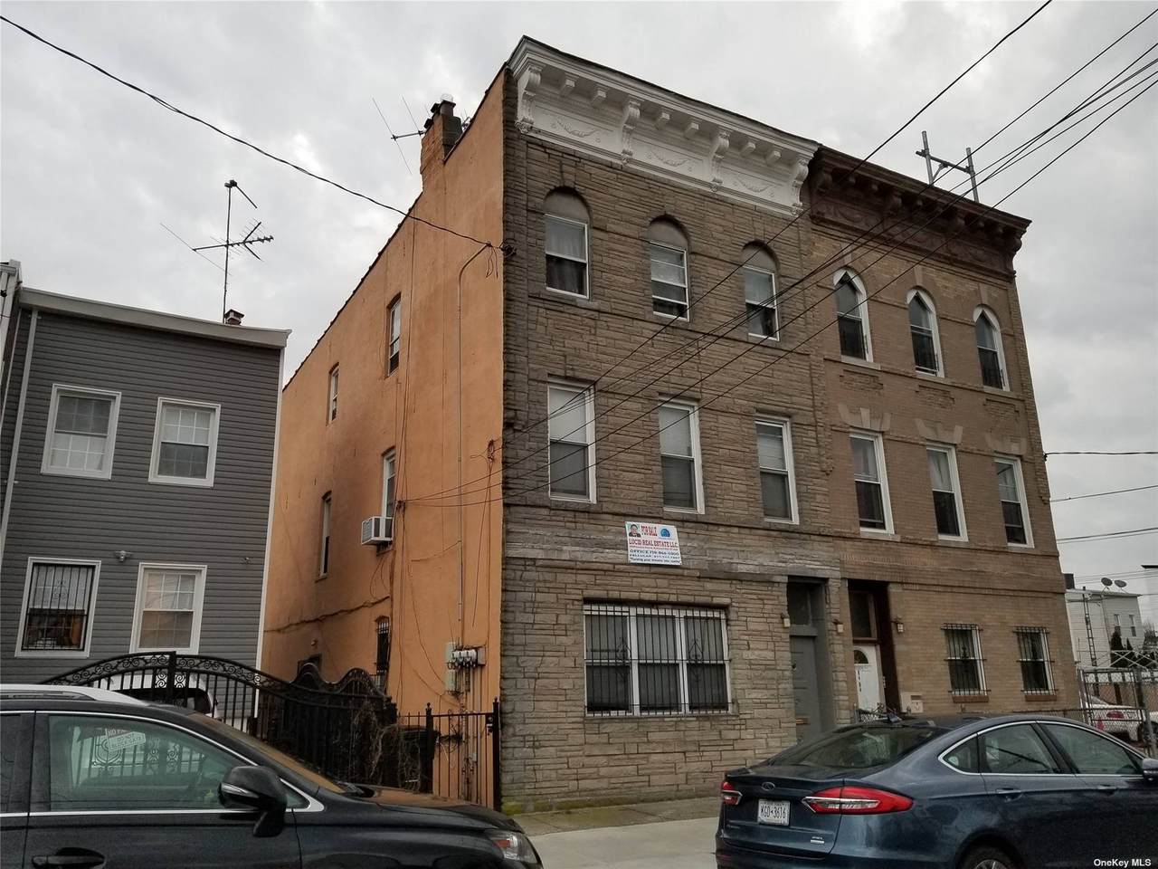 84-06 95th Avenue - Photo 1