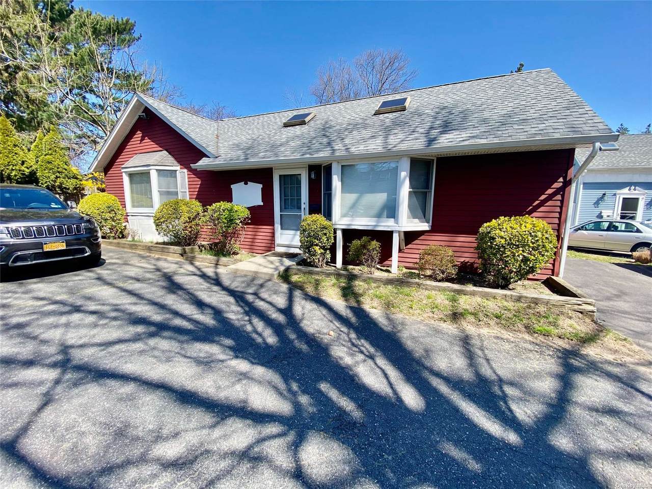 190 Ketcham Avenue - Photo 1