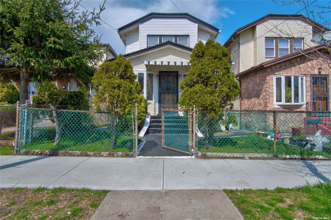 12-64 Augustina Avenue - Photo 1