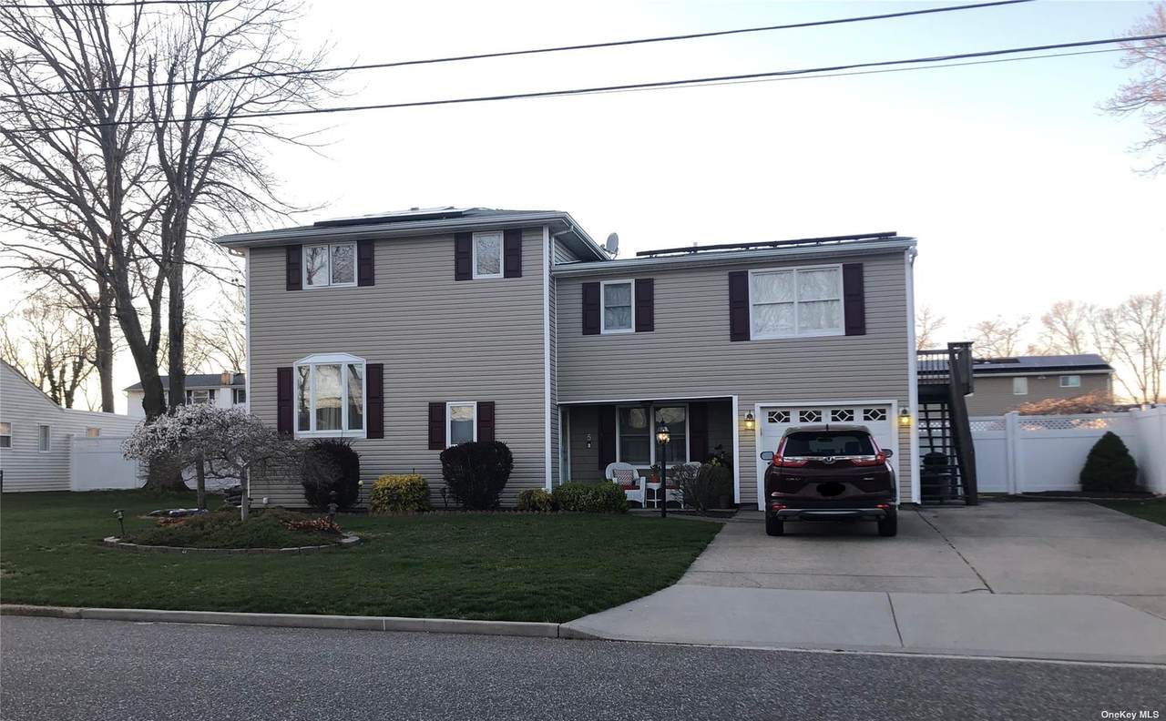 5 Falcon Avenue - Photo 1