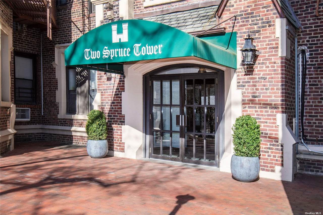 2 Spruce Street - Photo 1