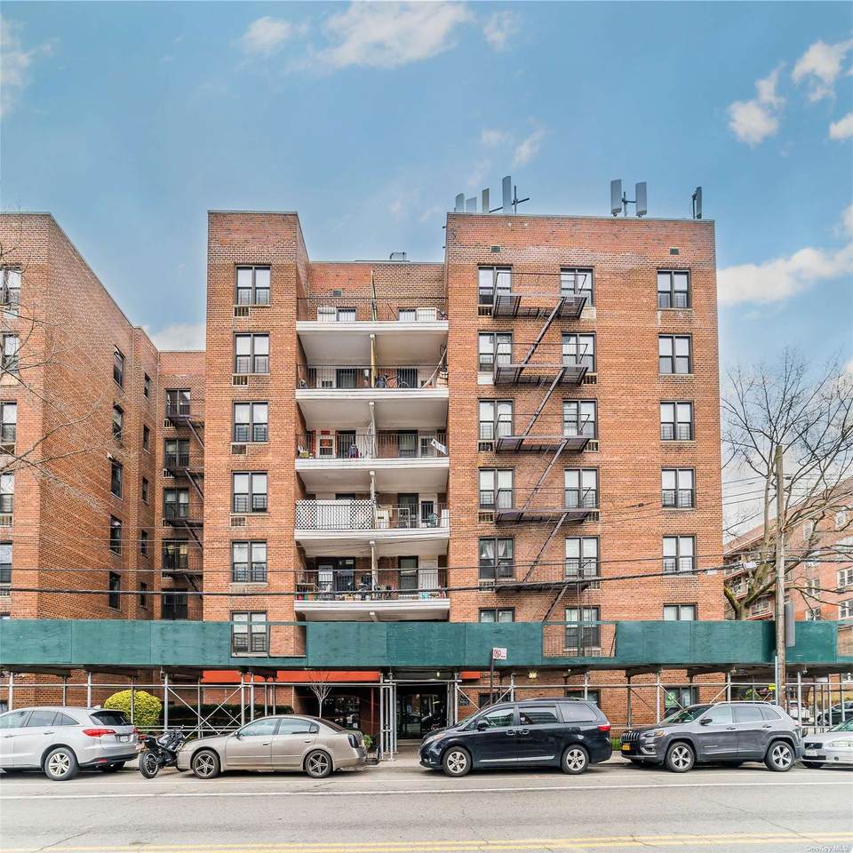 3825 Parsons Blvd - Photo 1