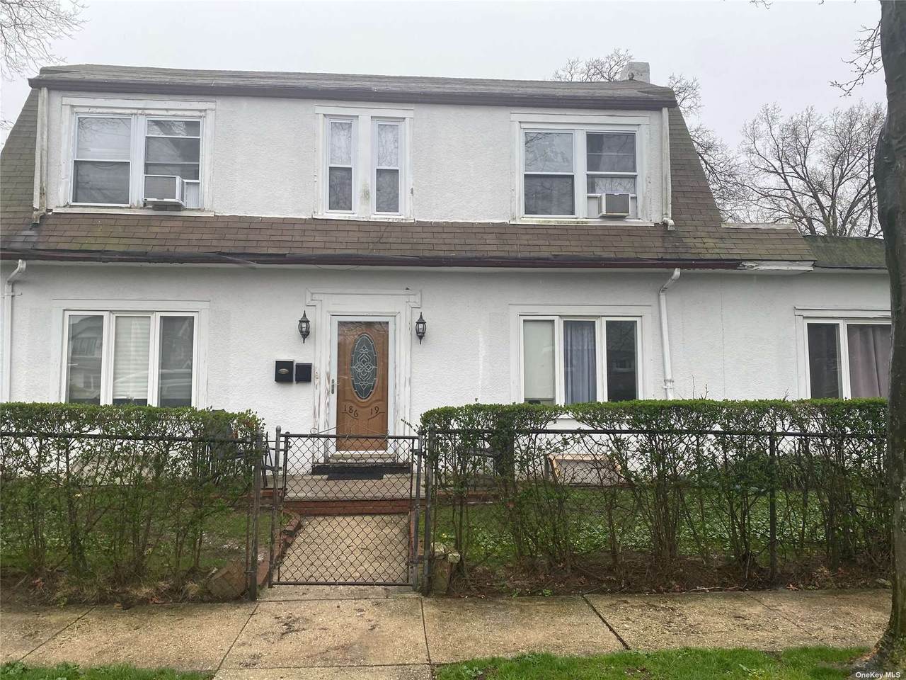 186-19 Williamson Avenue - Photo 1