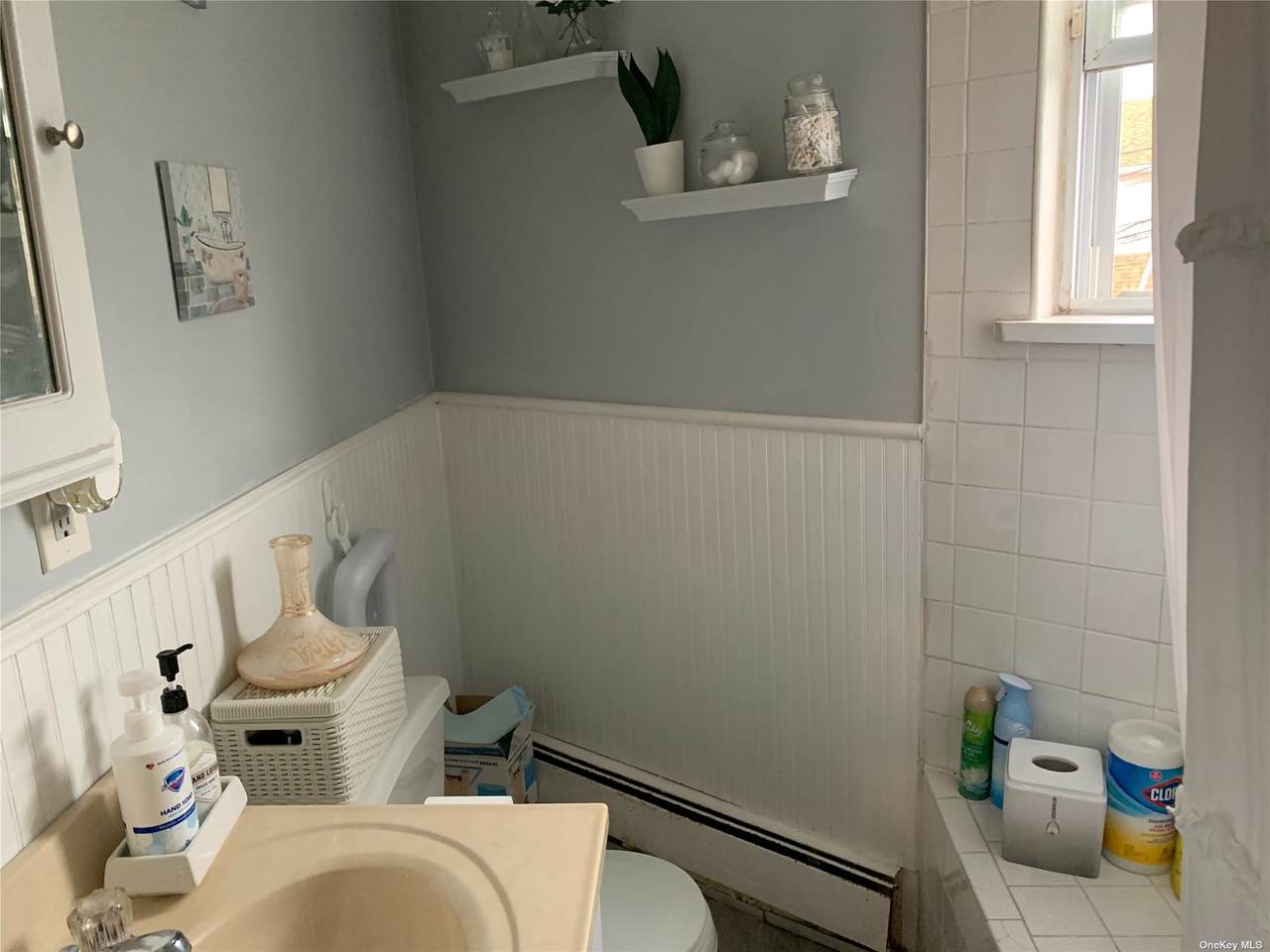 59-84 58 Rd - Photo 1