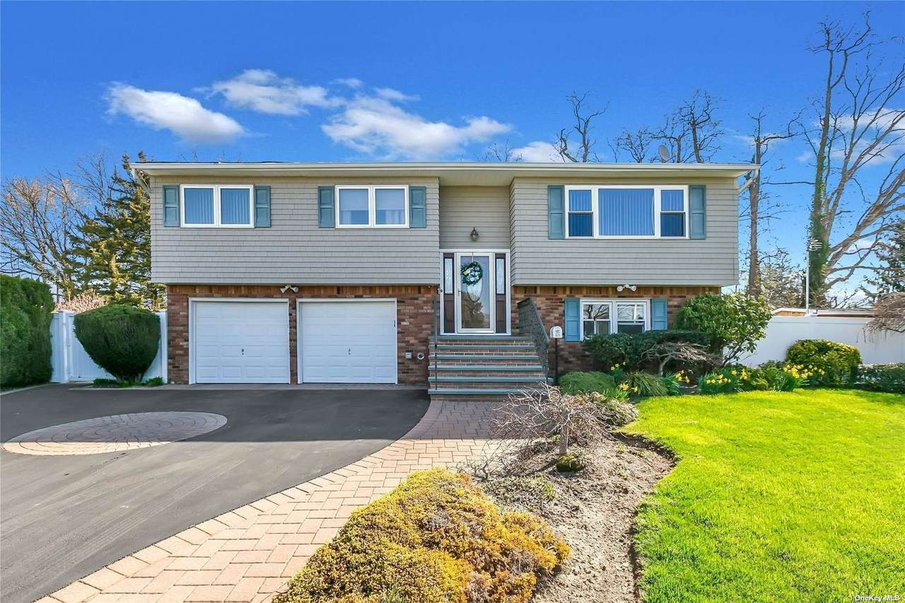 1 Jacqueline Court - Photo 1
