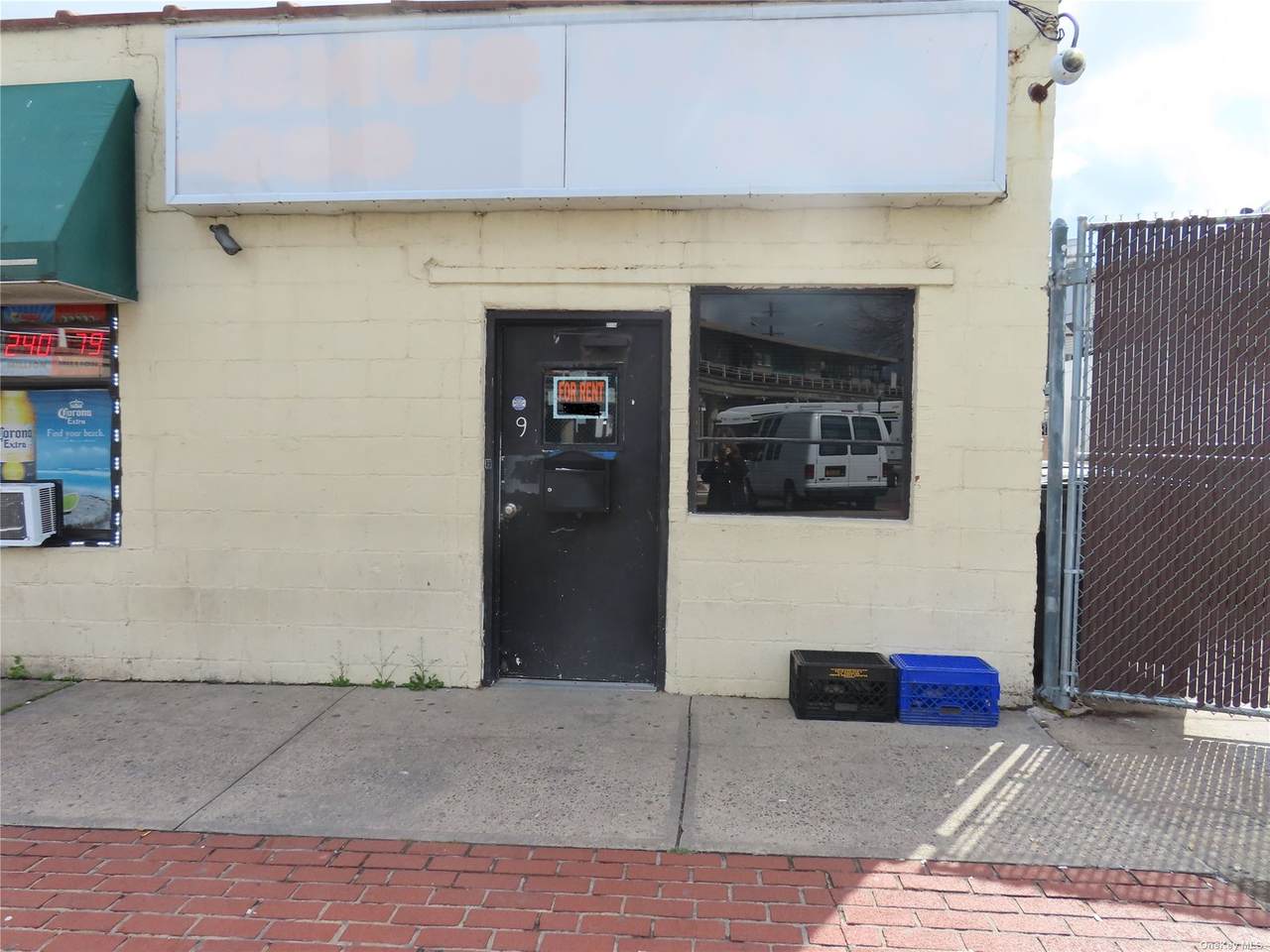 9 Depot Place - Photo 1