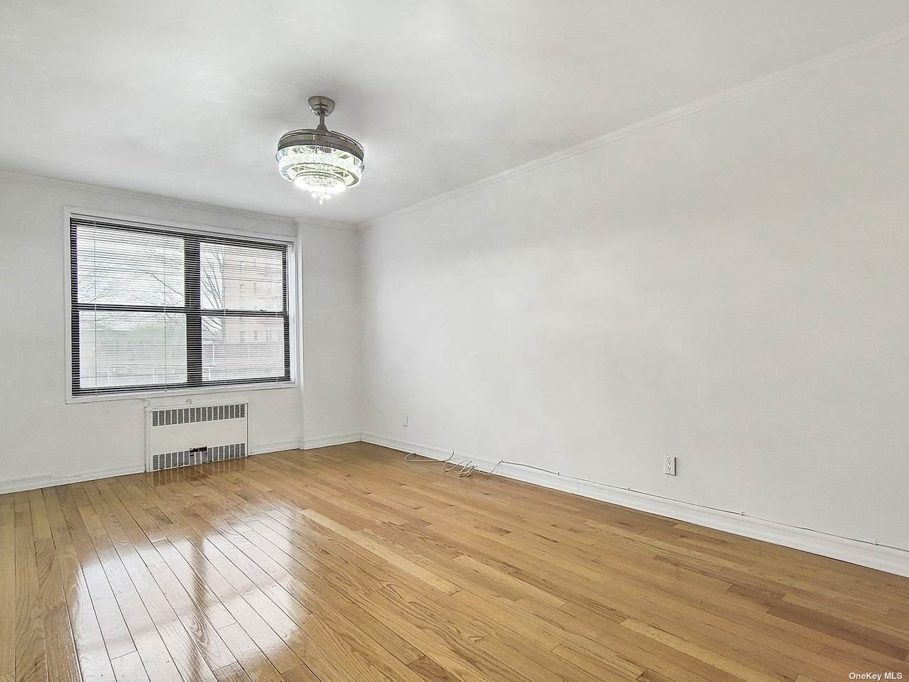 25-15 Union Street - Photo 1