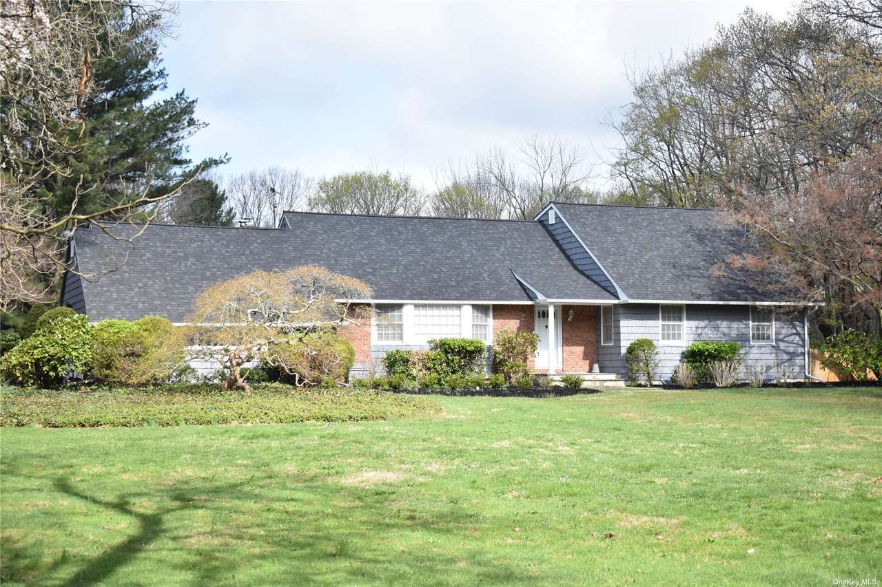 111 Browns Road - Photo 1