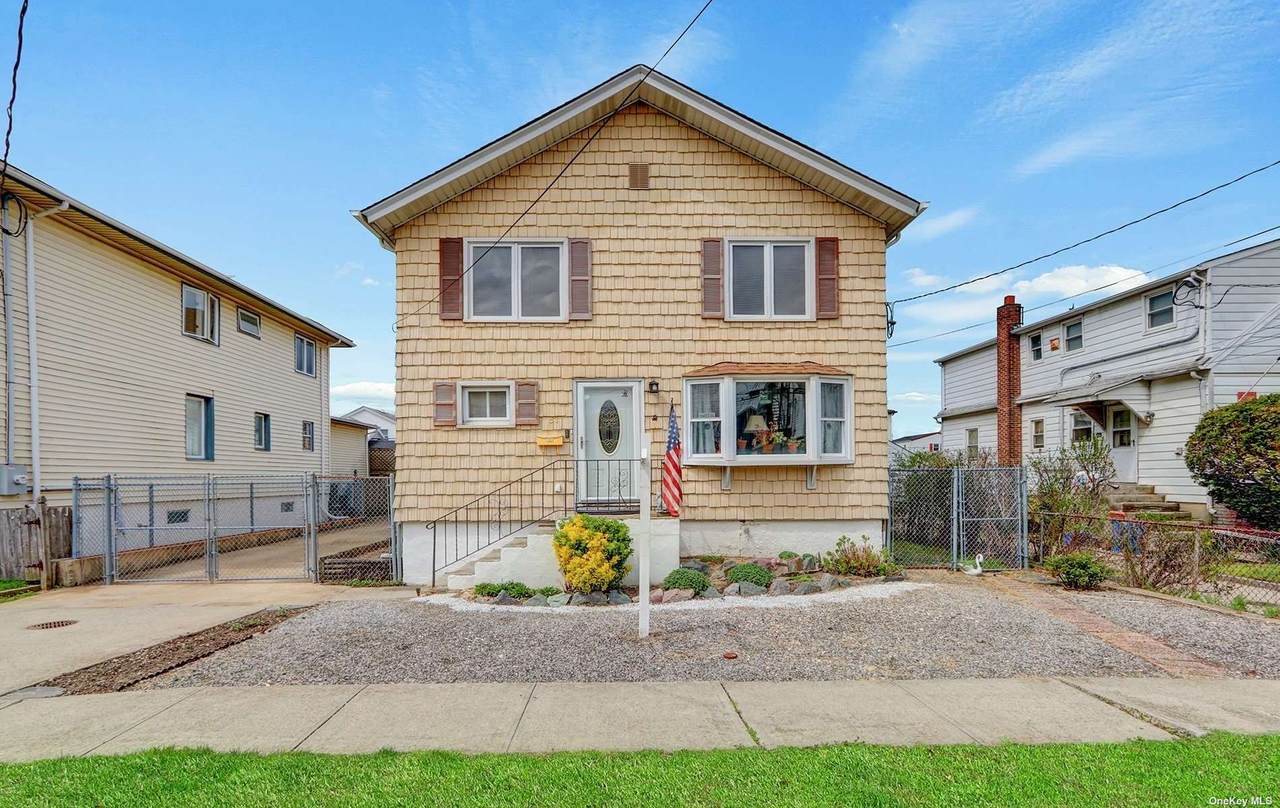 53 4th Avenue - Photo 1