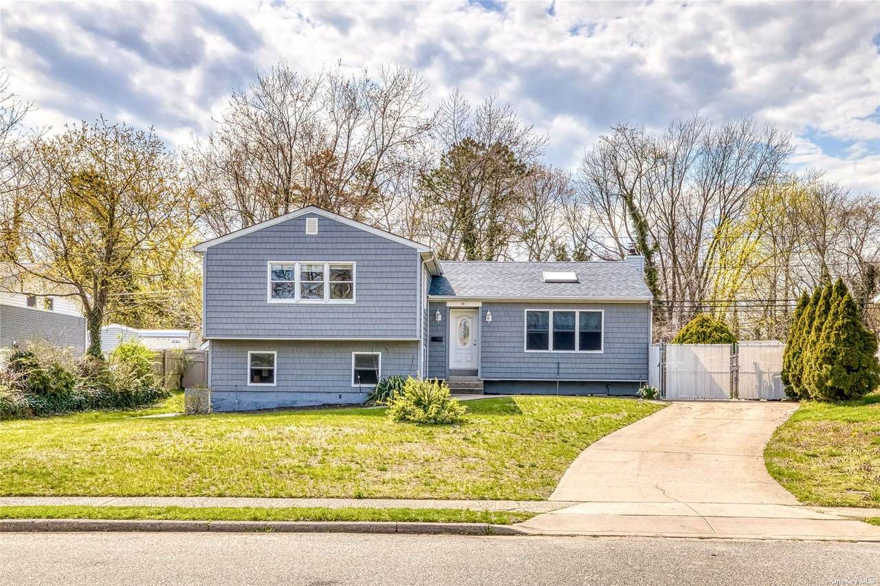 54 Scotchpine Drive - Photo 1