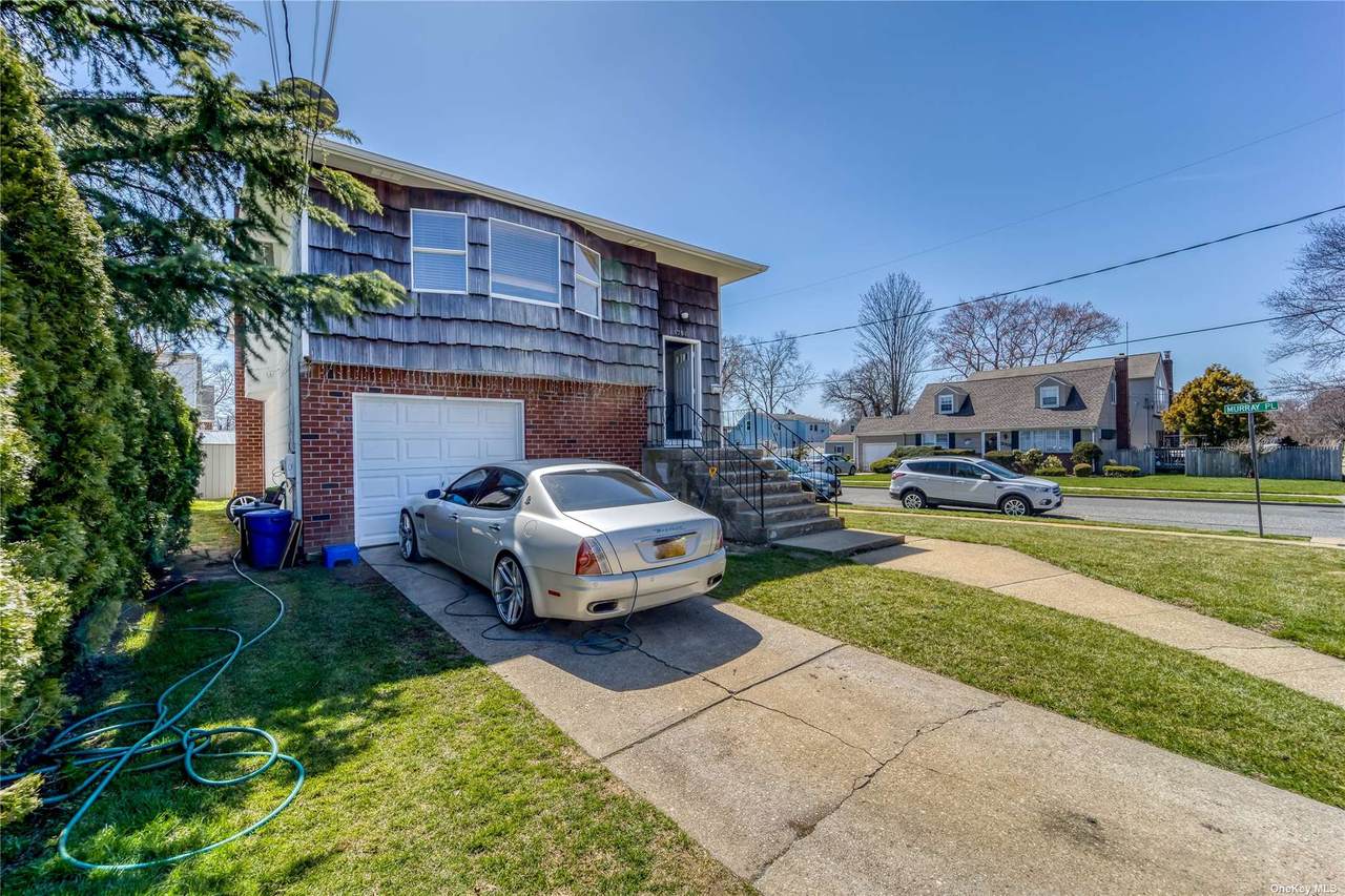 1756 Thelma Avenue - Photo 1