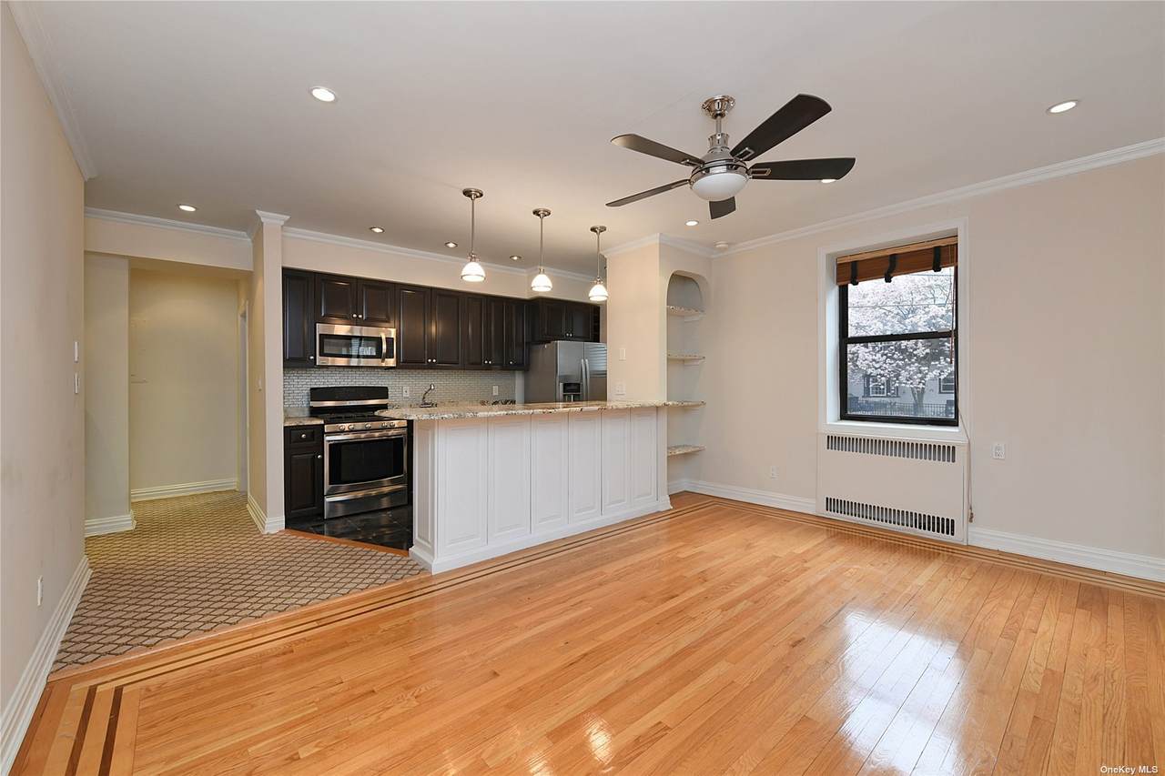 21 Barstow Road - Photo 1