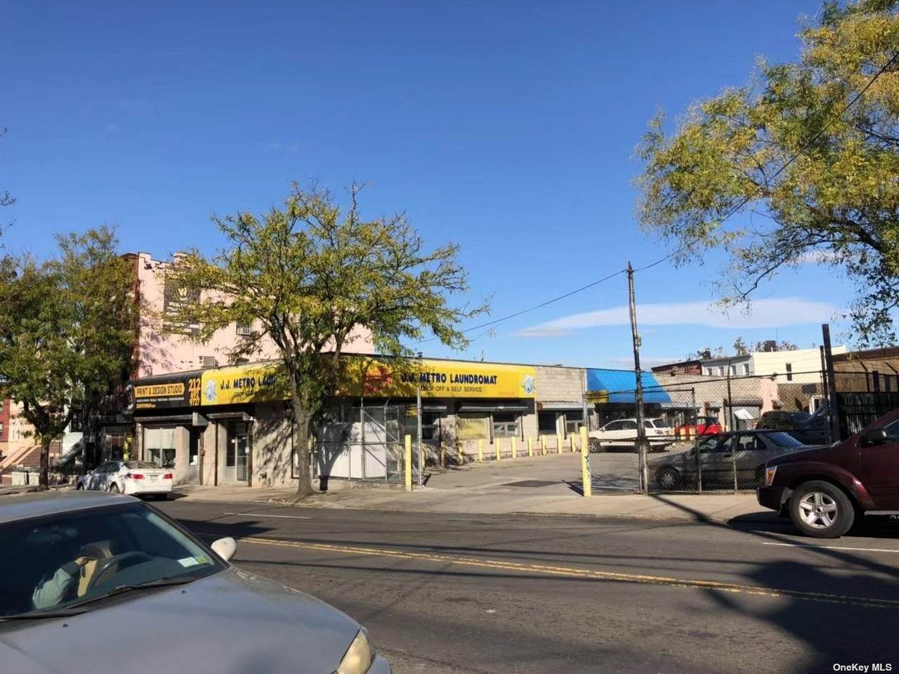53-21/23 Metropolitan Avenue - Photo 1
