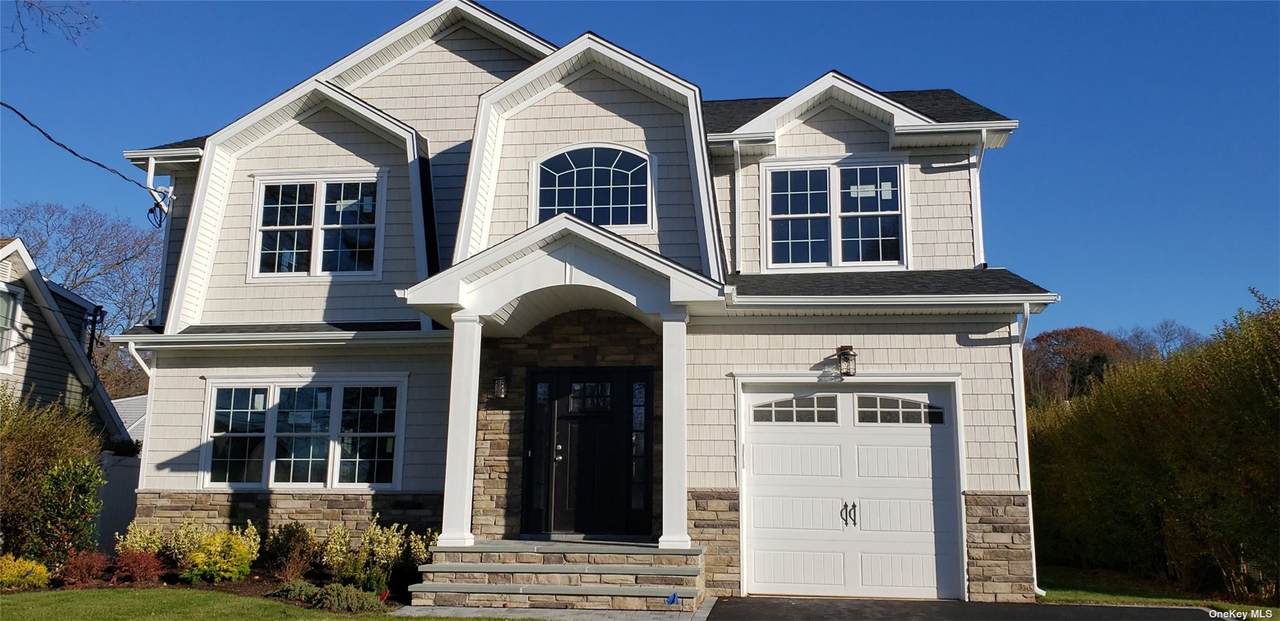 22 Underhill Avenue - Photo 1