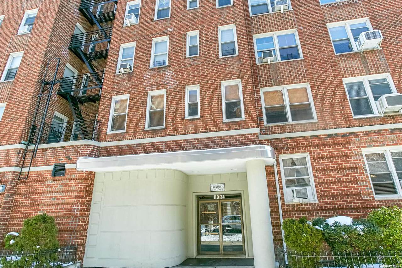 110-34 73 Road - Photo 1