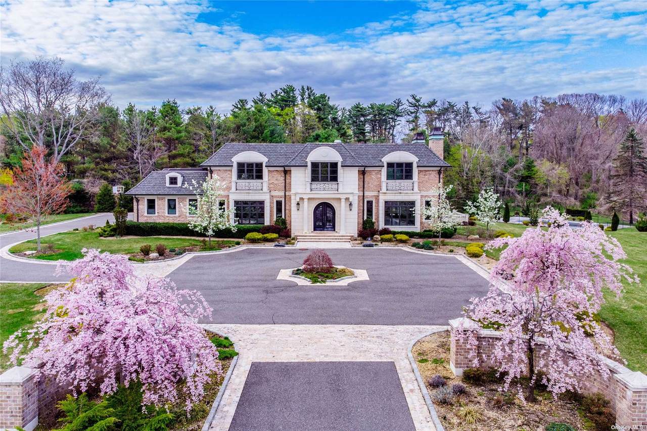 22 Rolling Hill Road - Photo 1