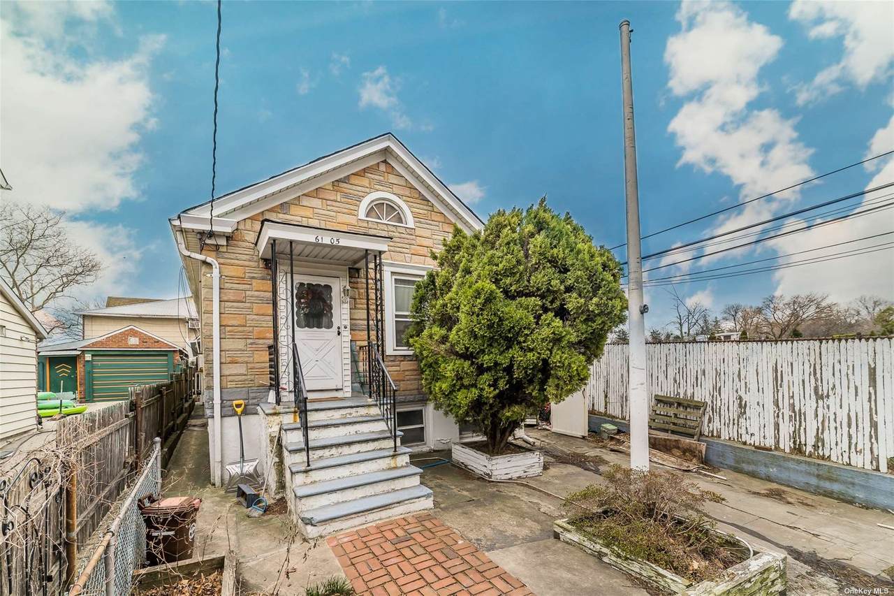 61-05 Lawrence Street - Photo 1