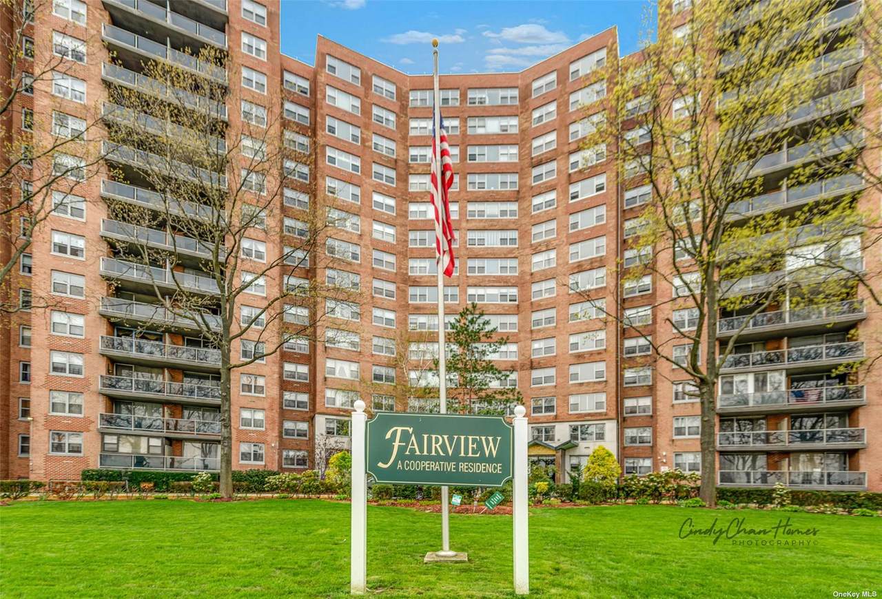 61-20 Grand Central Parkway - Photo 1
