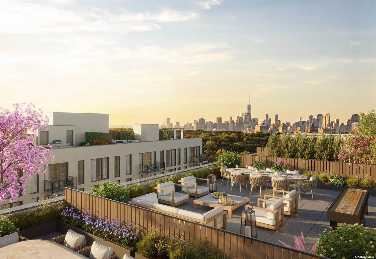 567 Ocean Avenue - Photo 1