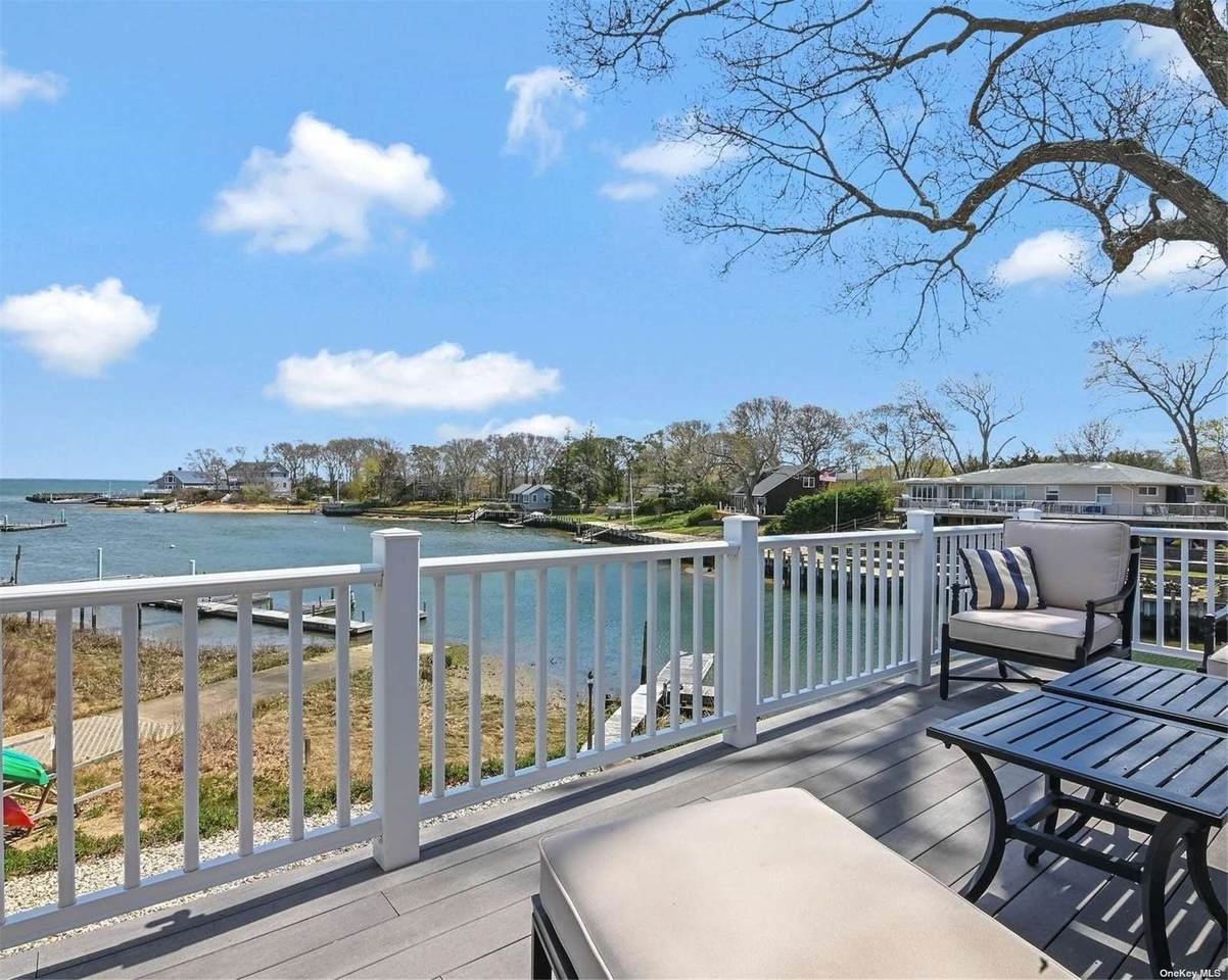 360 Bayview Drive - Photo 1