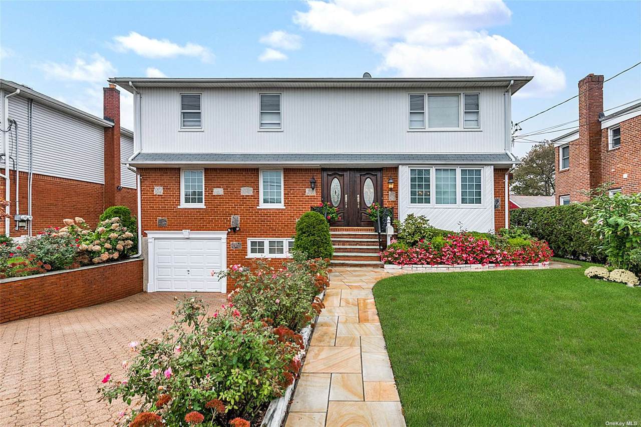 175 Roslyn Road - Photo 1