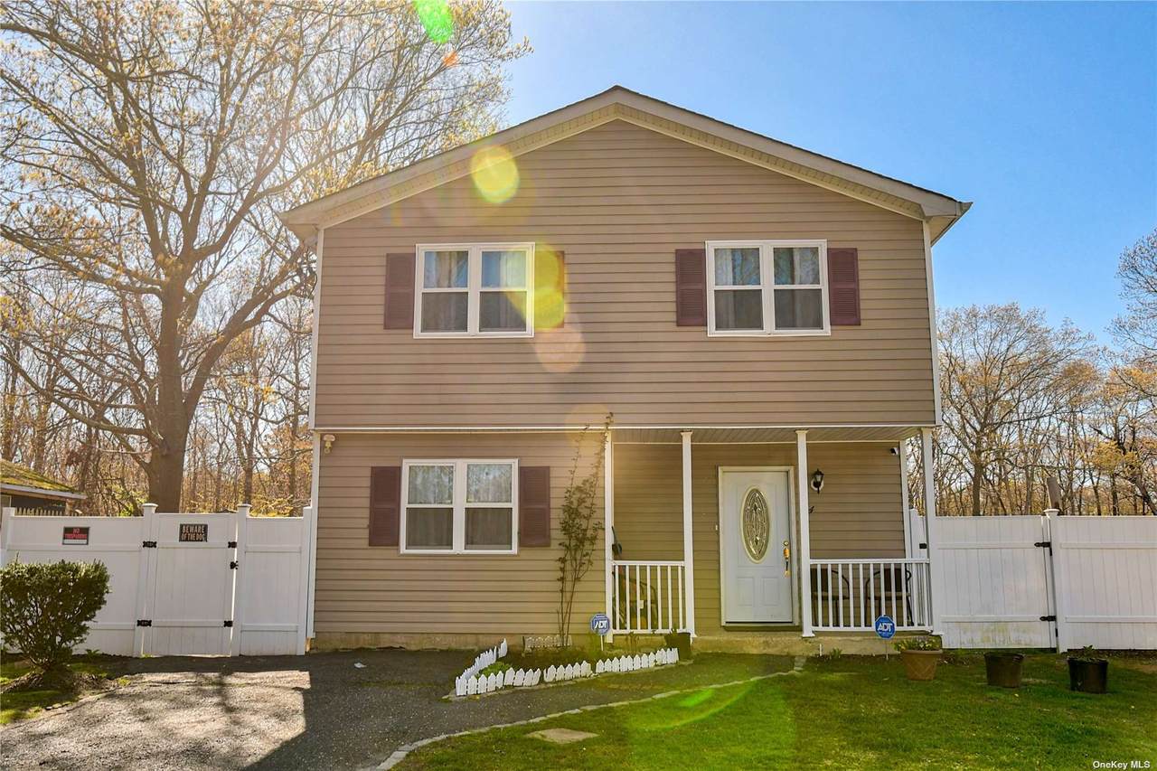 254 Hawthorne Street - Photo 1