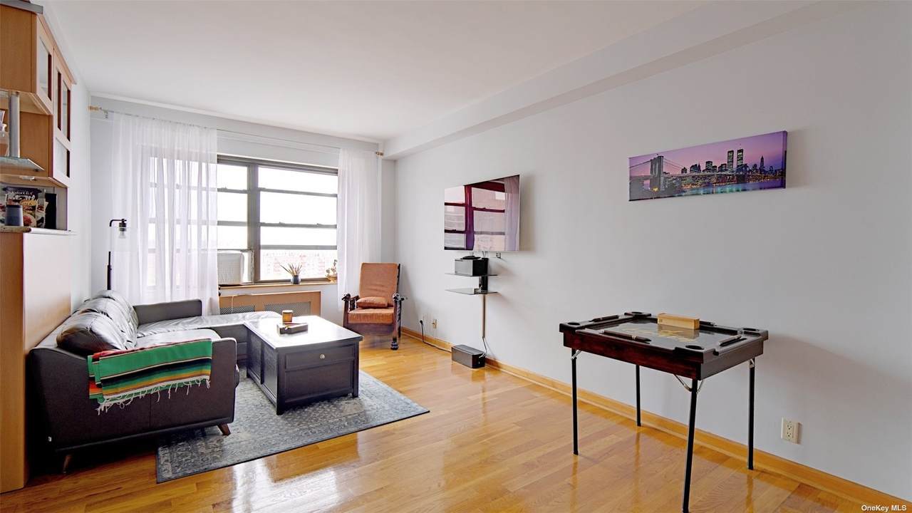 99-40 63 Road - Photo 1