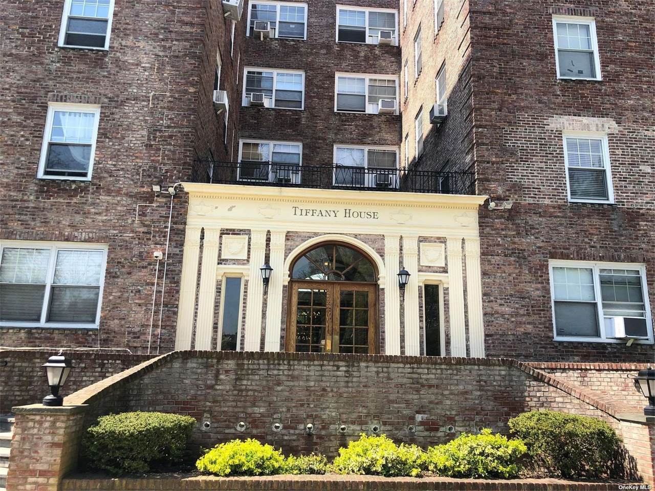 623 Central Avenue - Photo 1