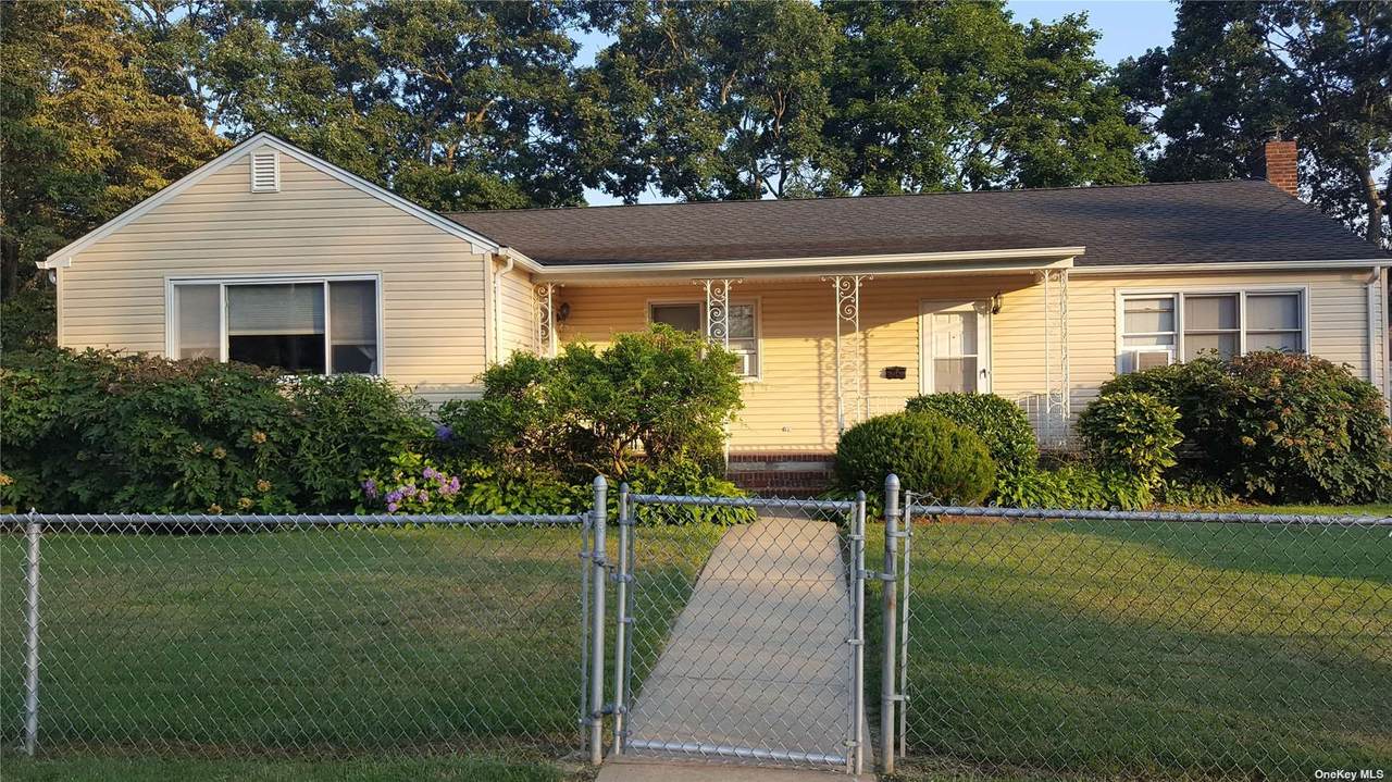 110 Central Avenue - Photo 1