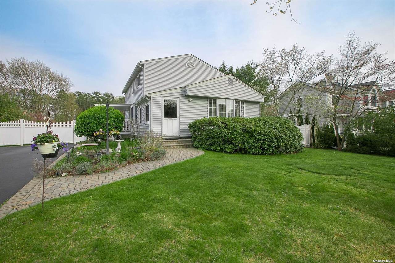 167 Blake Avenue - Photo 1