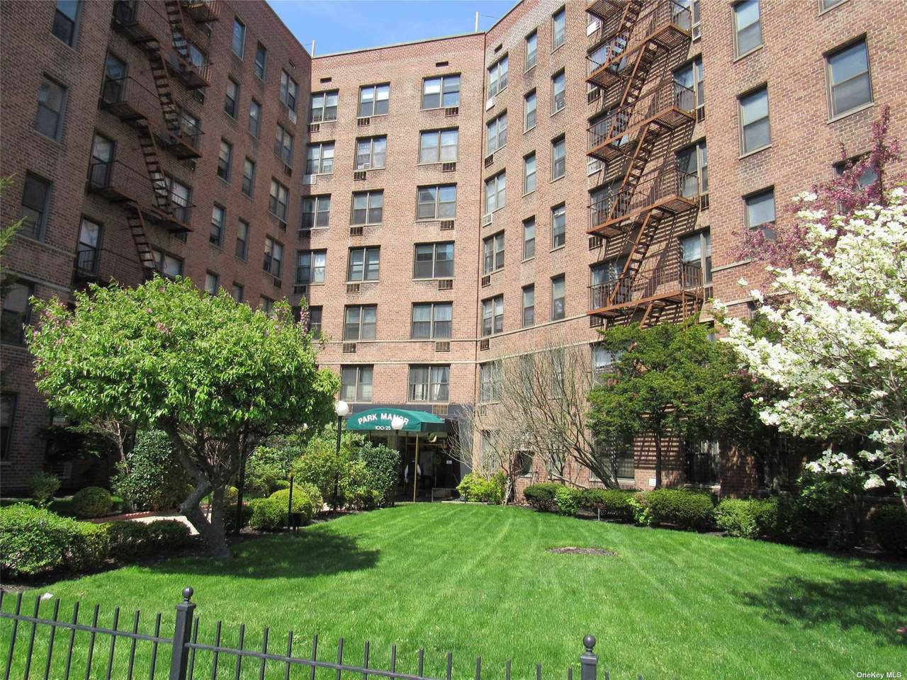 100-25 Queens Boulevard - Photo 1