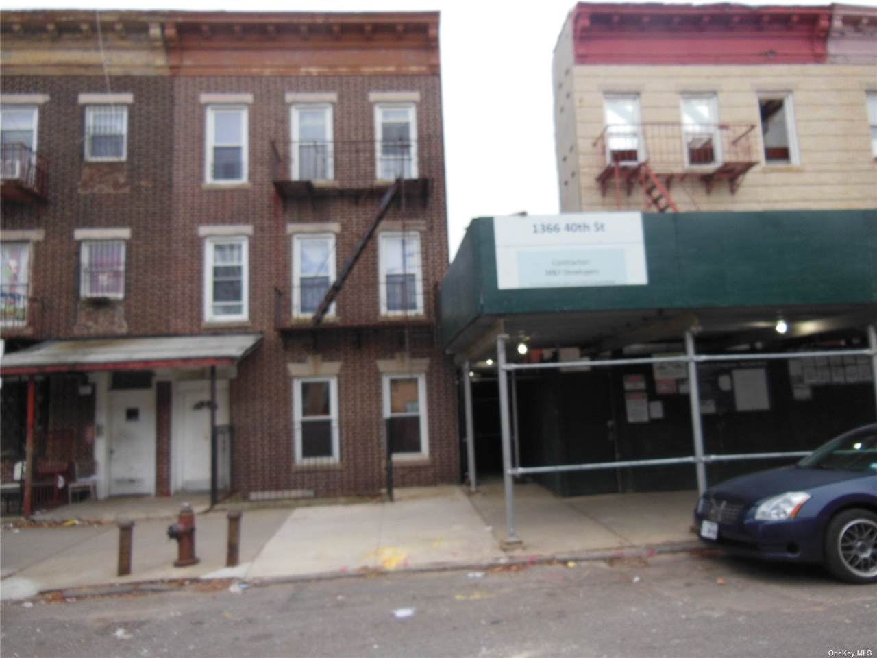 1370 40th Street - Photo 1