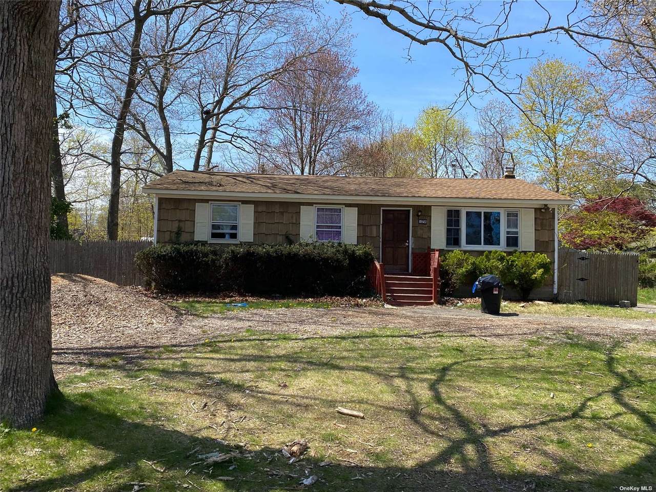 178 Maywood Drive - Photo 1