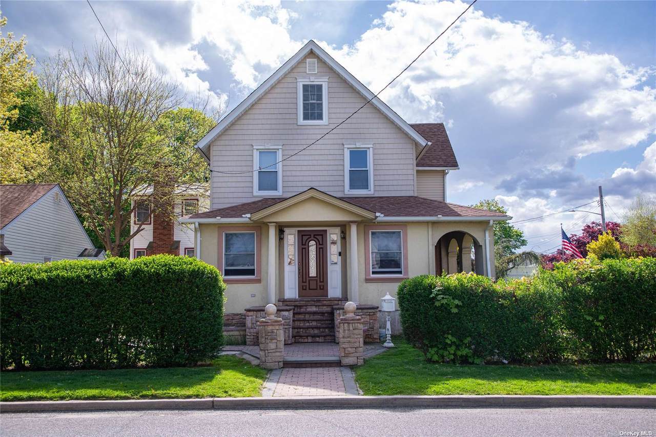 58 Nassau Avenue - Photo 1