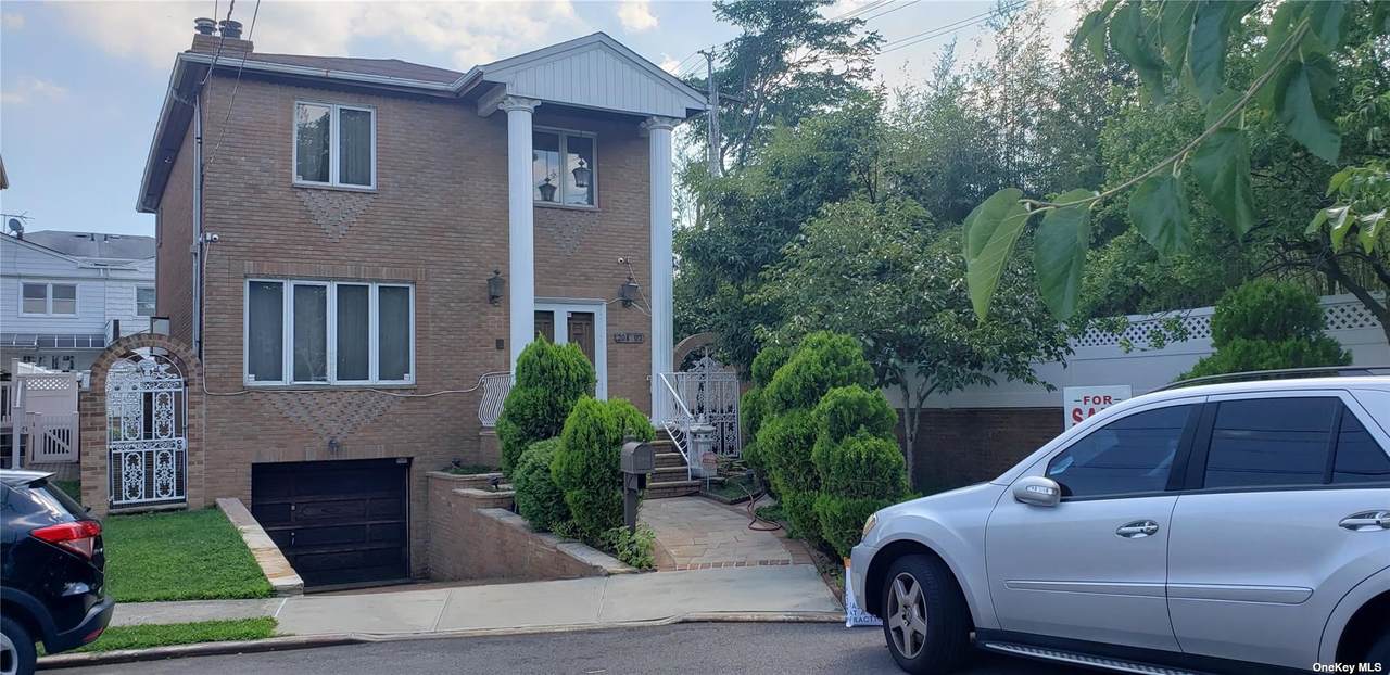 208-02 15th Avenue - Photo 1