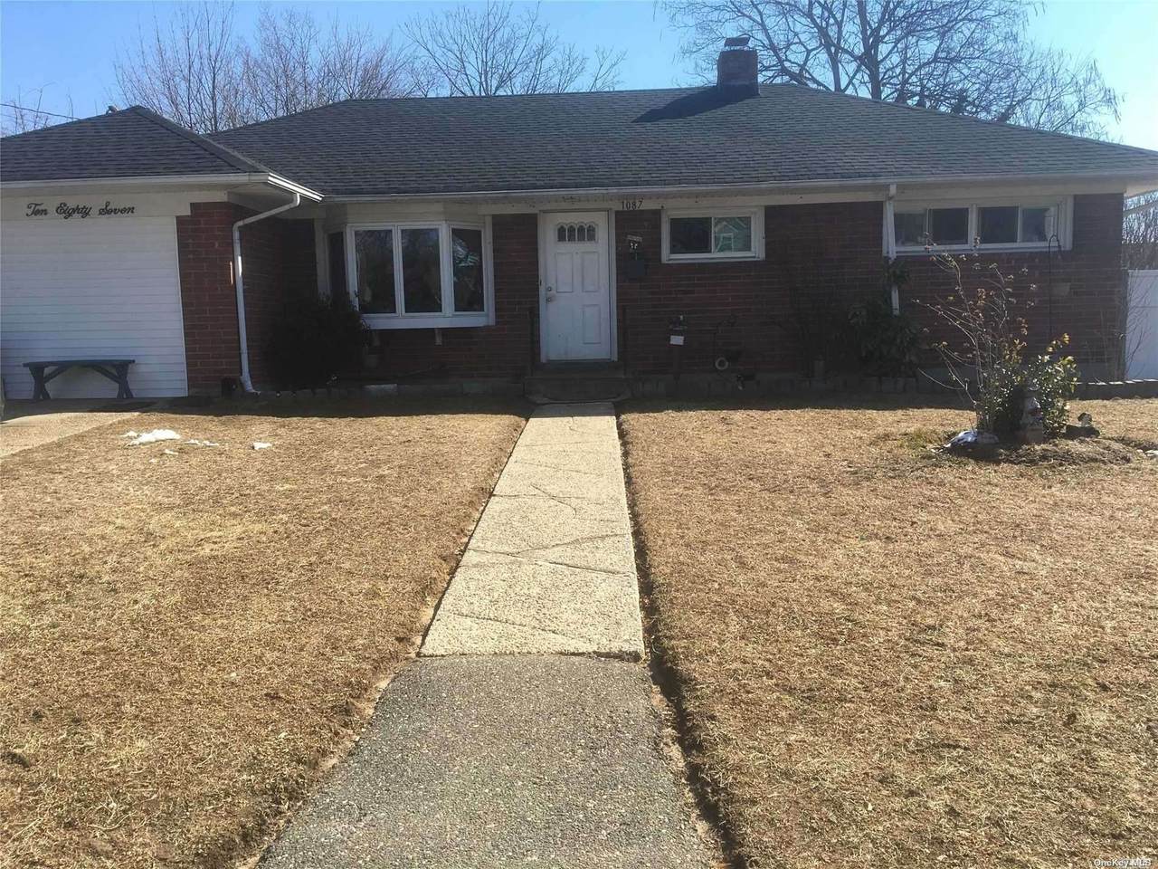 1087 Carll Drive - Photo 1