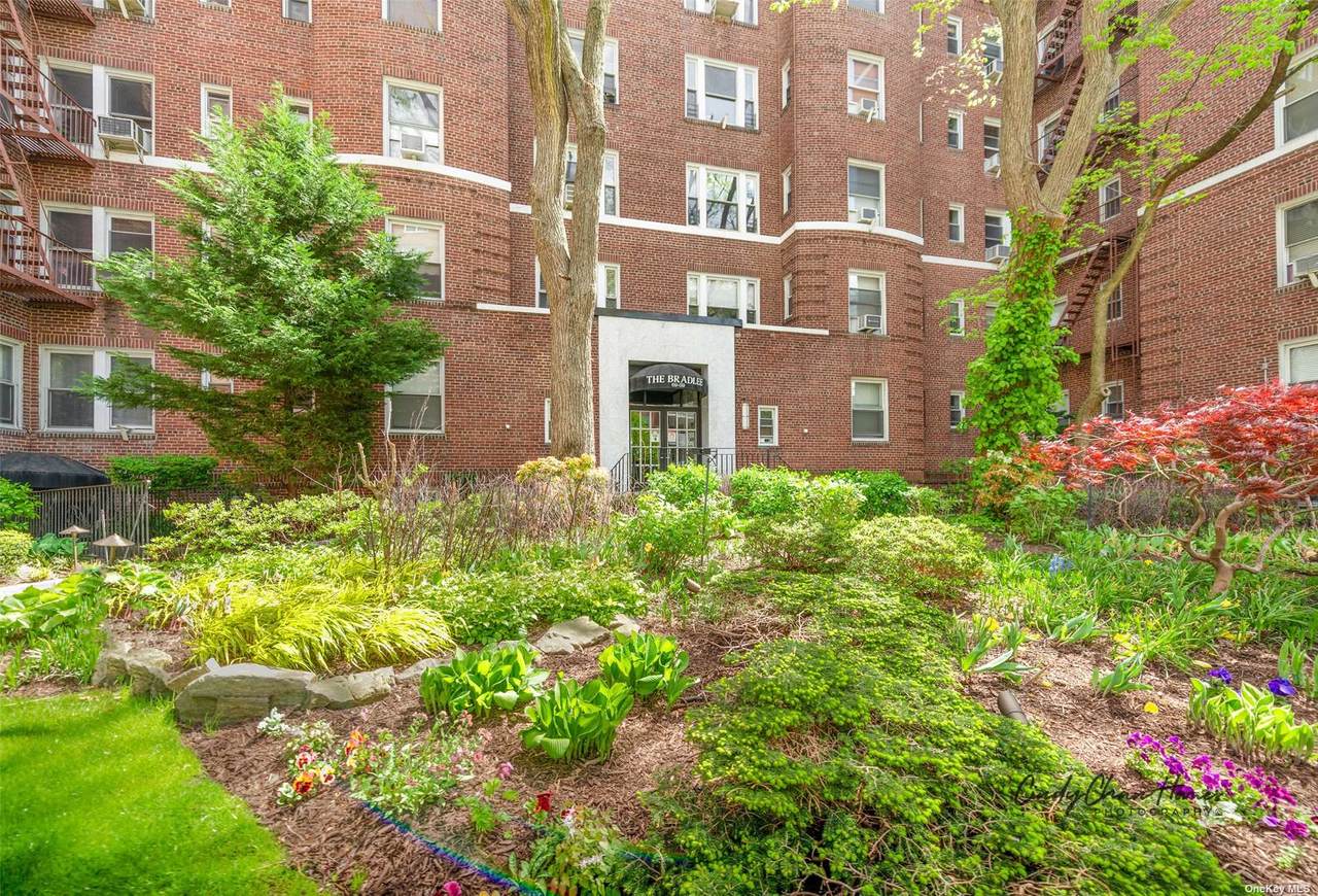 69-09 108th Street - Photo 1