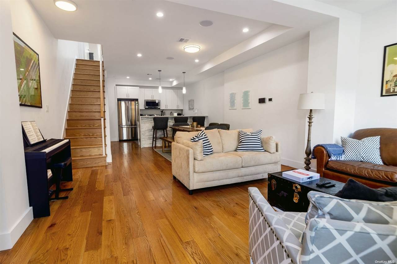 1081 15th Street - Photo 1