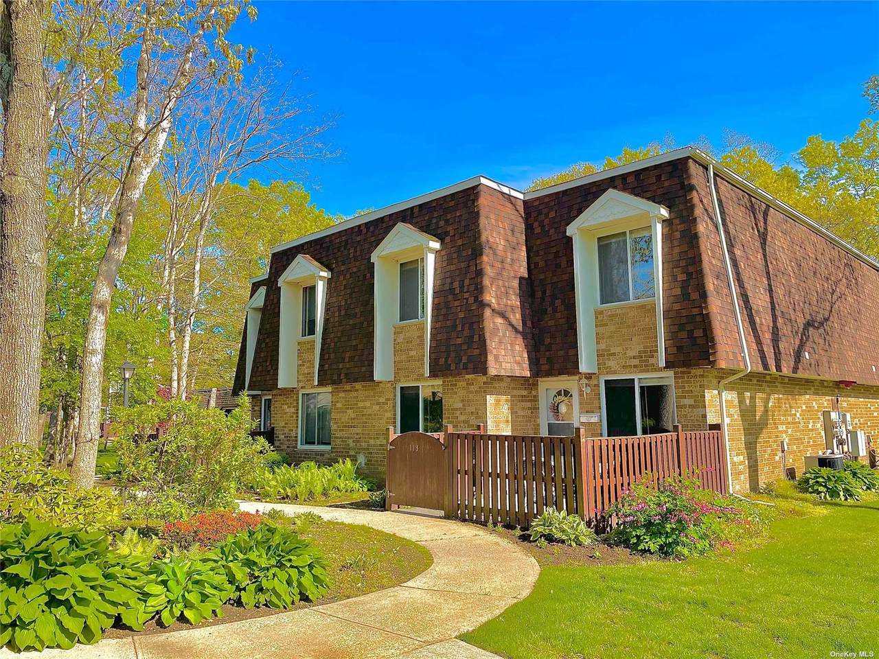 113 Sagamore Hills Drive - Photo 1
