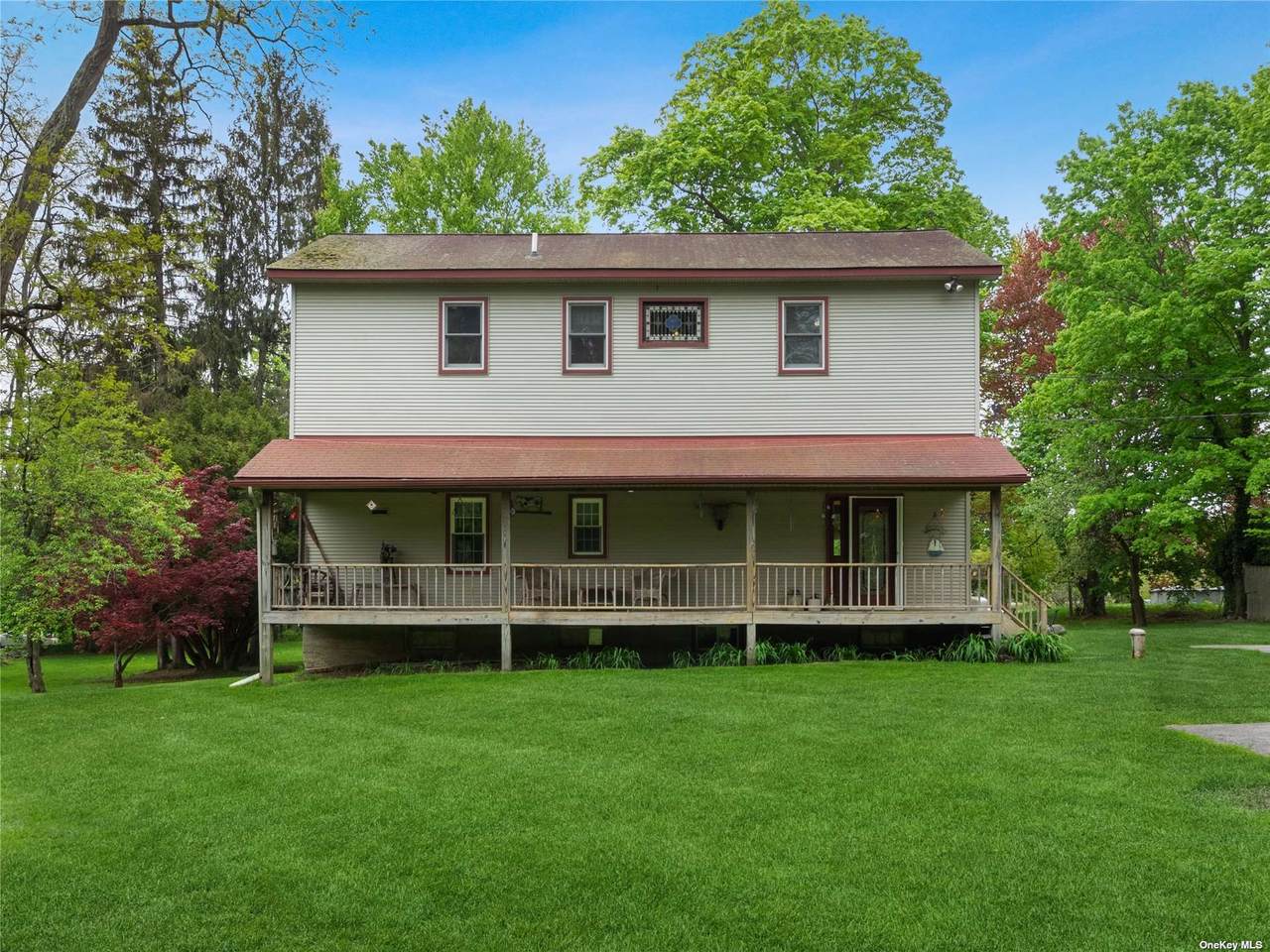 212 Forest Road - Photo 1