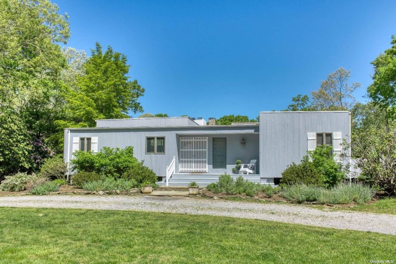 1 Oakwood - Photo 1